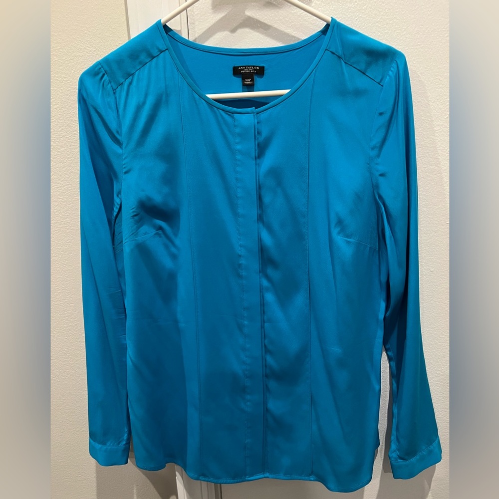 Ann Taylor Blouse with Concealed Buttons - Women's Petite 10